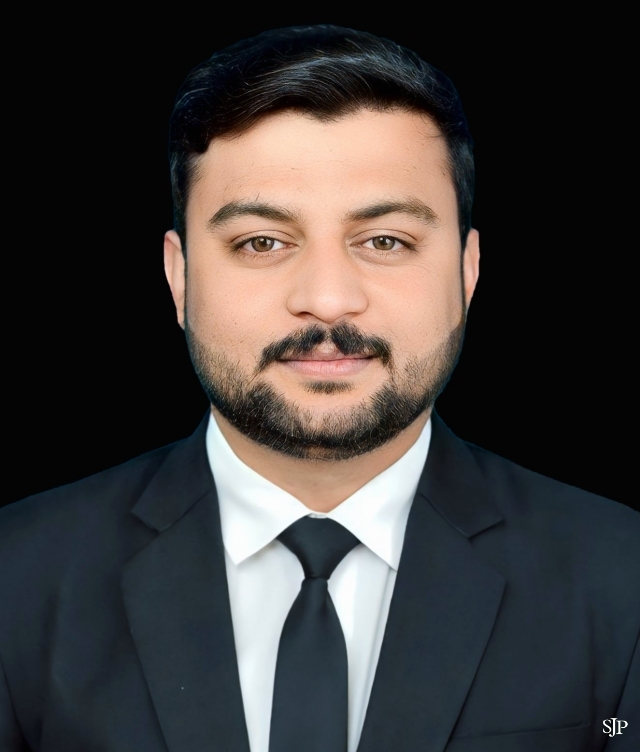 Mr. Pir Yasir Badshah Advocate